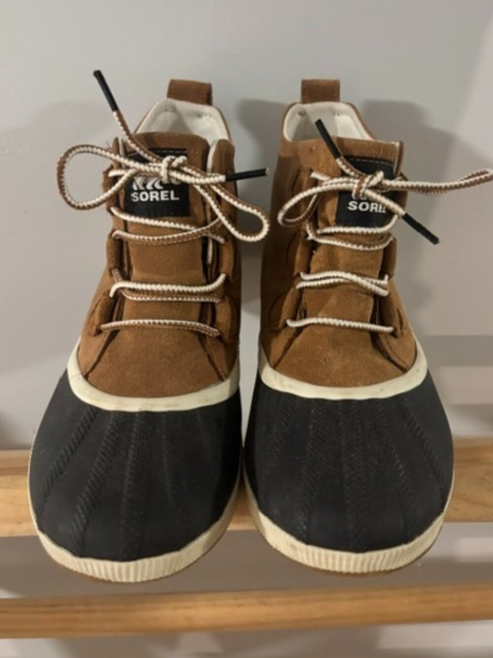 NWOT Sorel Women's Out-N-About Classic Waterproof Boot- Size 9